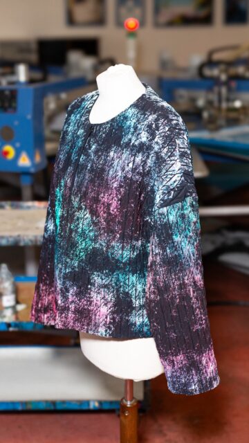 ๐ง๐๐๐๐ฎ ๐น๐ฎ ๐ณ๐ถ๐น๐ถ๐ฒ๐ฟ๐ฎ ๐ถ๐ป ๐๐๐ฎ๐น๐ถ๐ฎ. ๐จ๐ป ๐๐ป๐ถ๐ฐ๐ผ ๐ถ๐ป๐๐ฒ๐ฟ๐น๐ผ๐ฐ๐๐๐ผ๐ฟ๐ฒ
Qualitร che nasce dal controllo.
Tempi certi. Responsabilitร chiare.
Un solo flusso, dallโidea al capo finito.
Cosรฌ lavoriamo. Cosรฌ tuteliamo il tuo marchio.
#qualitร italiana #filieraintegrata #produzioneitaliana #madeinitalycertificato